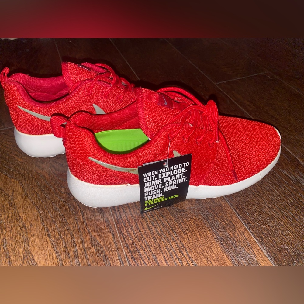 Red Nike
